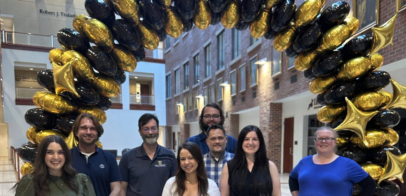 Image: Advising Office