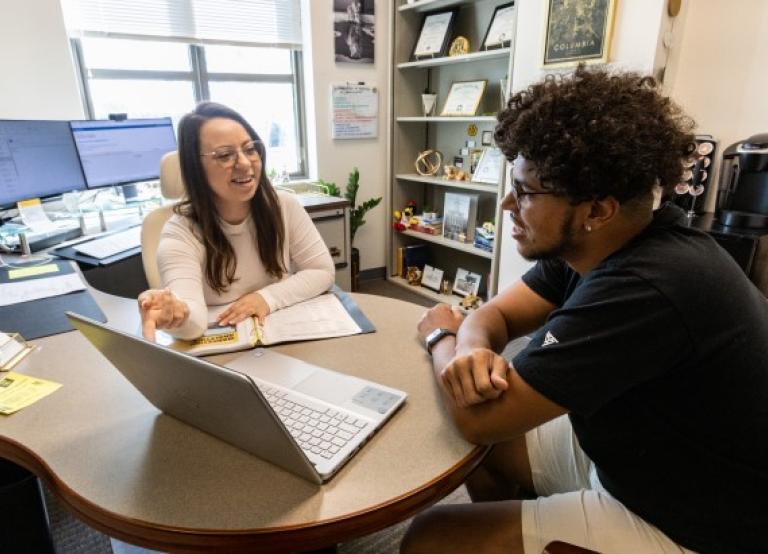 Trulaske student getting help