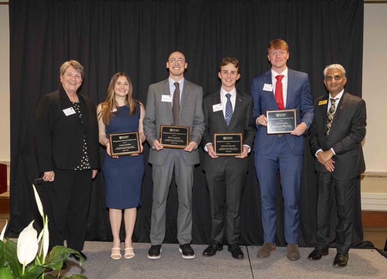 Undergraduate Student Leadership Award