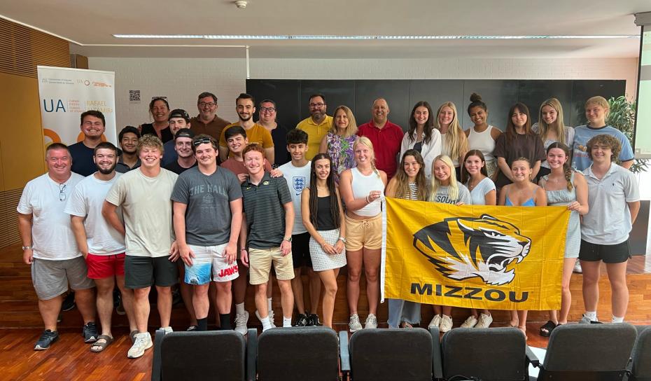 Alicante Study Abroad Summer 2024