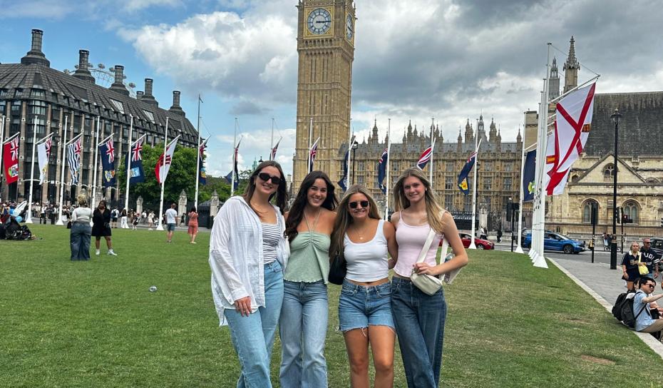 MU Students in front of Big Ben 2025