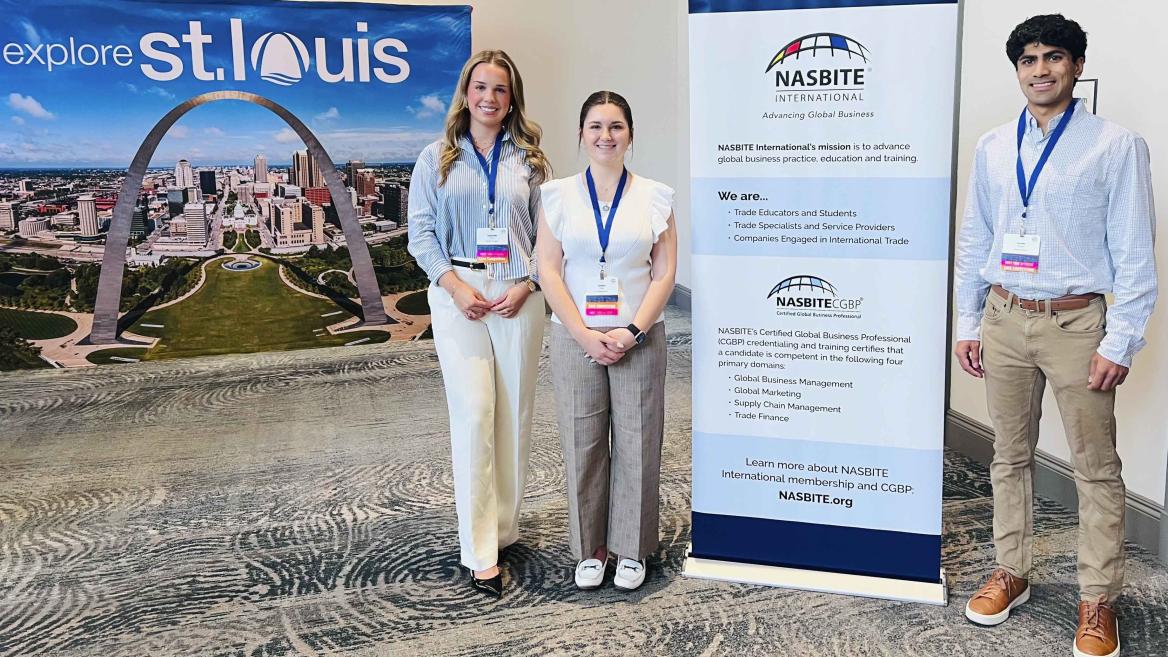 Trulaske student at nasbite competition