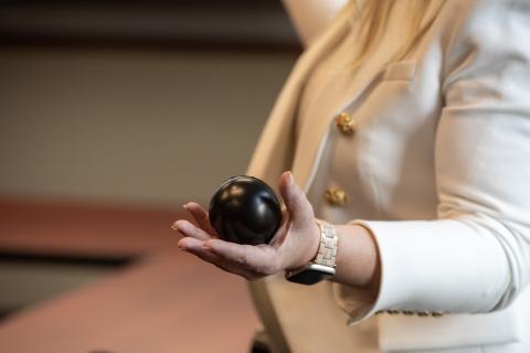 Angela Knoerr presenting her innovative program