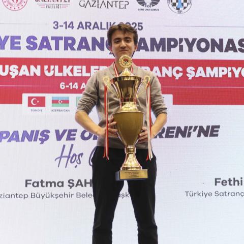 Isik Can 