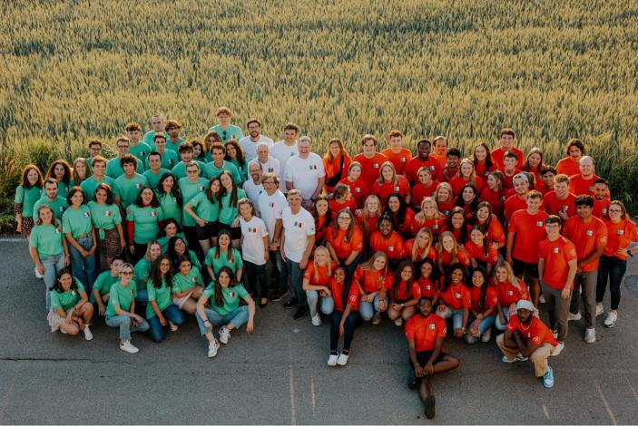 Members of the Summer 2022 congregation from the Bergamo summer program gather