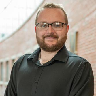 Headshot of Austin McMahan