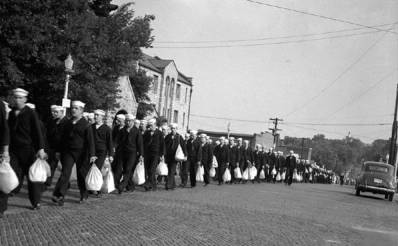 Image: Sailors 1943 marching from the train station to Mizzou